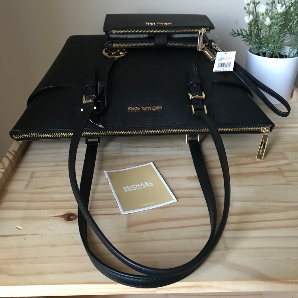 🌼Michael Kors Set - Picture 4 of 16